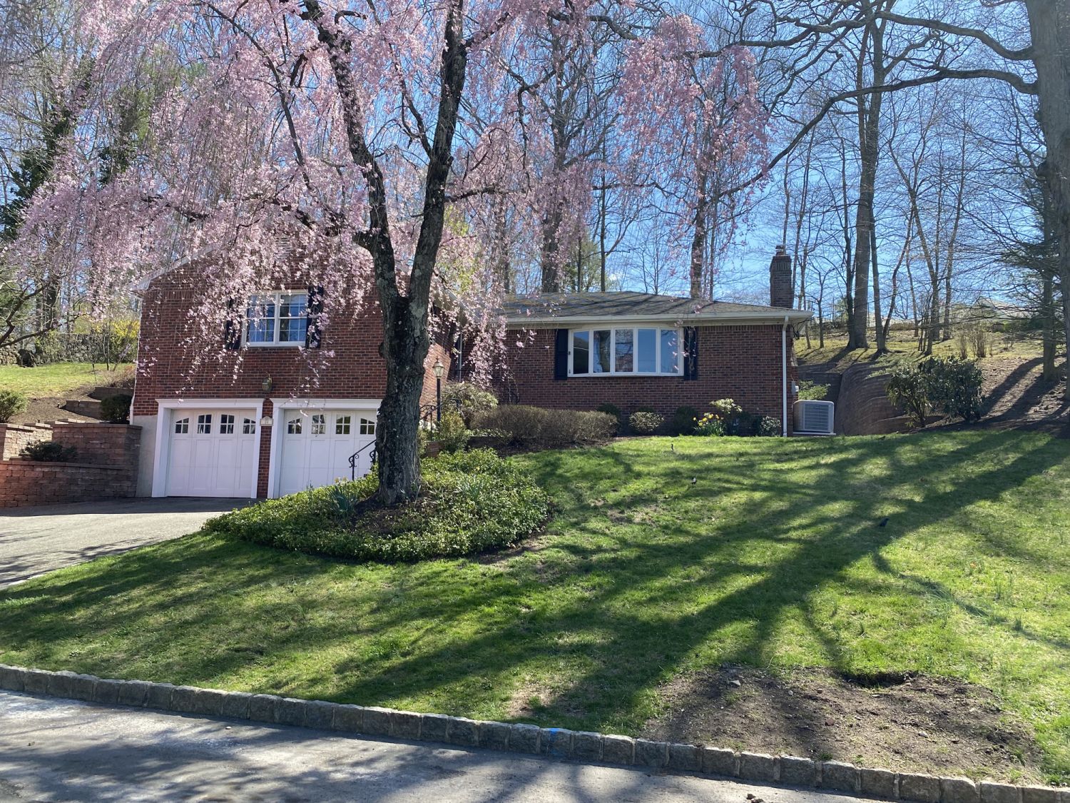 19 Brantwood Drive, Summit NJ